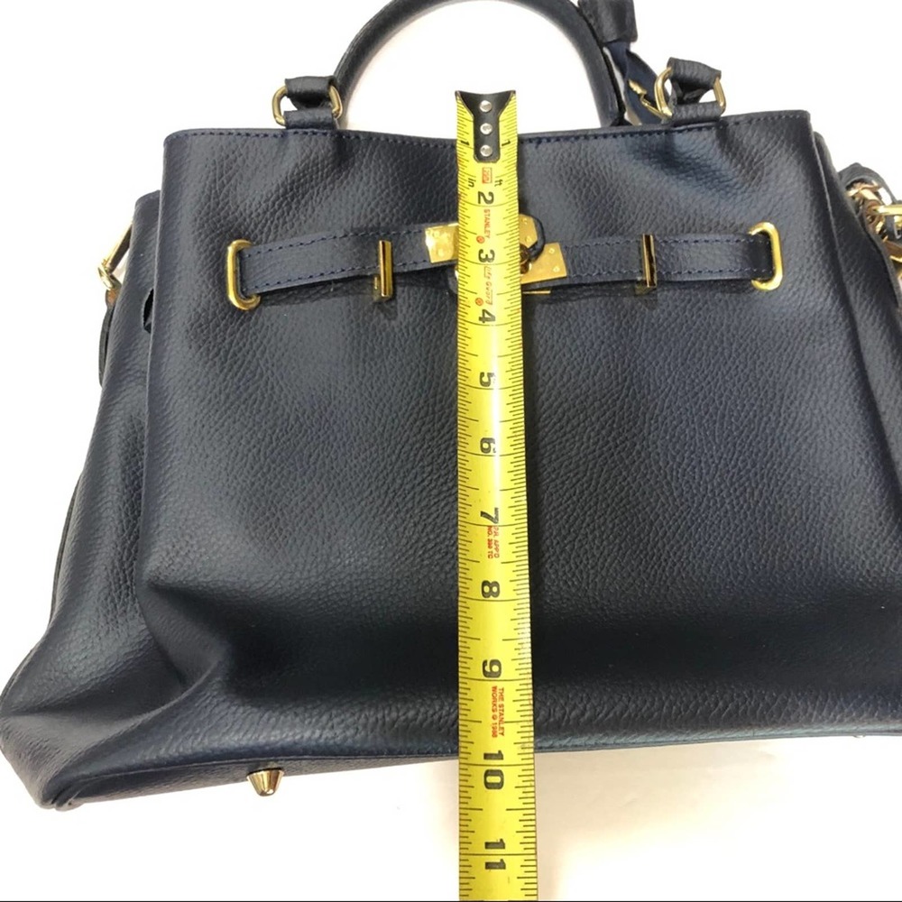 Sophisticated Navy Leather Tote Bag - Picture 14 of 15